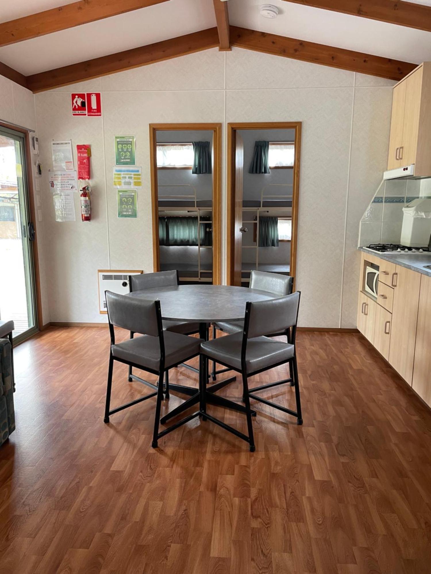 Murray River Hideaway Holiday Park Strathmerton Bagian luar foto